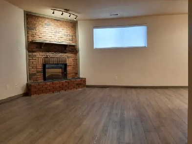 Pet Friendly, Utilities Included, 2 Bdrm Legal Suite Image# 6