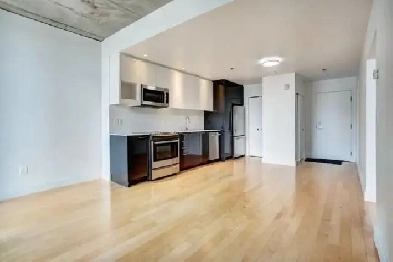 2 BEDROOM CONDO CITE MULTIMEDIA Image# 5