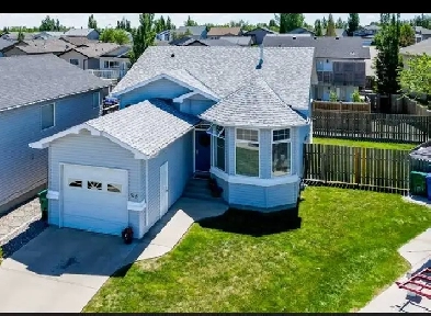 HOUSE with GARAGE, 4 BED 3 BATH FOR RENT WEST LETHBRIDGE Image# 7