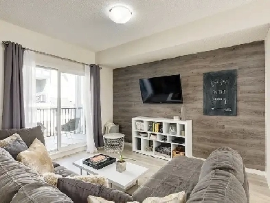 Modern 3BDR with DEN, 2.5BATH, ATTACHED DOUBLE CAR GARAGE Image# 1