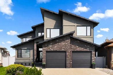 4817 Wright Rd - Executive 2 Storey In Harbour Landing Image# 3
