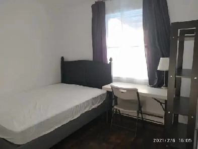 Big room for rent, Close metro , All included. Image# 1