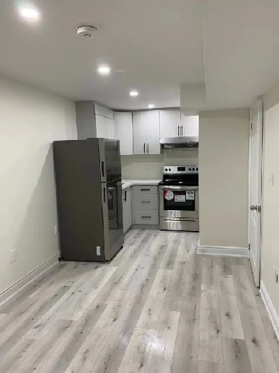 Spacious 1 1 basement available for rent near Mount Pleasant Go Image# 2