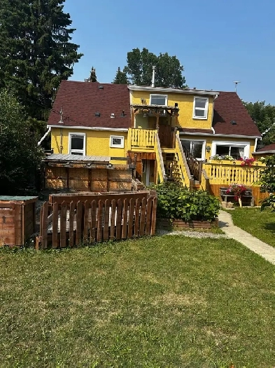 Bright & Spacious 2-Bedroom Basement Suite  – All Utilities Incl Image# 3