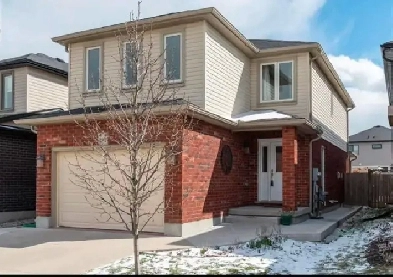 Two 2nd-floor bedrooms near Western for lease Image# 1