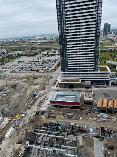 Brand new condo in Vaughan for rent Image# 8