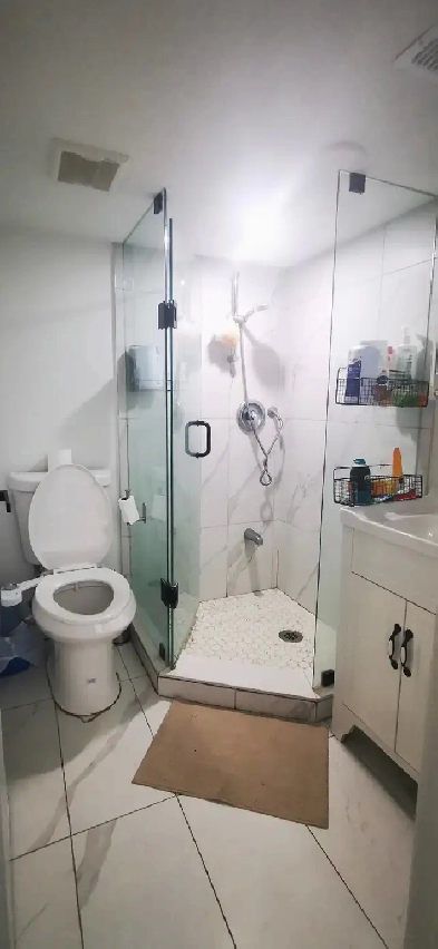Room for rental @ Lawrence & Warden $750/month Image# 5