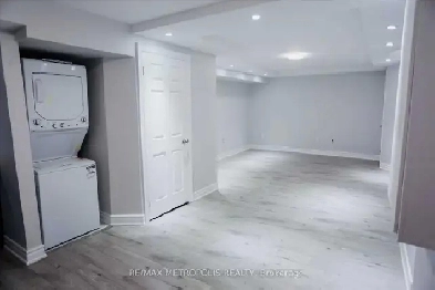 AMAZING - BEAUTIFUL BASEMENT FOR RENT Image# 1