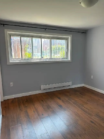 5 1/2 3 bedrooms for rent in Chomedey, Laval, à louer Image# 2