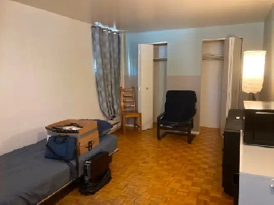 Room for rent Image# 5