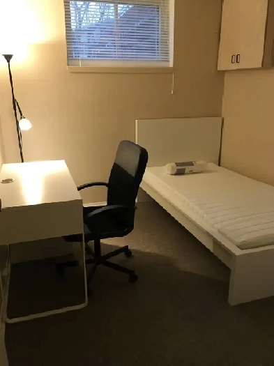 Student Rooms – St. Lawrence College – $600–$620 Wifi, Utilities Image# 1