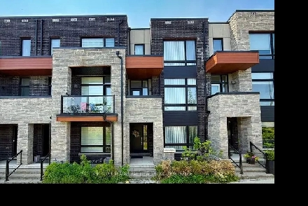 Discover the charm of this exceptional unit townhome in Vellore Image# 10