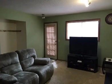 Four Bed, 3 Bath with 2ATT Garage House in Riverbend, SE Calgary Image# 9