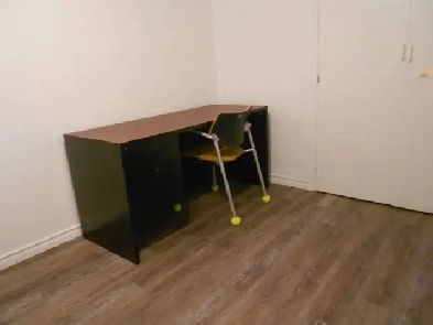 Sept.1-Room near Algonquin College Image# 1