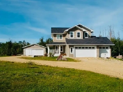 A Beautiful Home, situated on a private 3.4-acre corner lot Image# 23