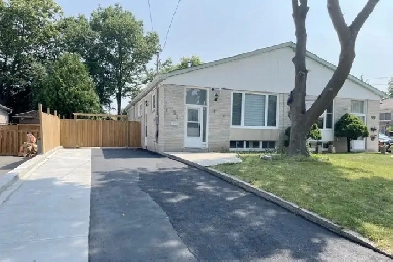 Top School District Rental in Richmond Hill – Bayview SS Image# 9