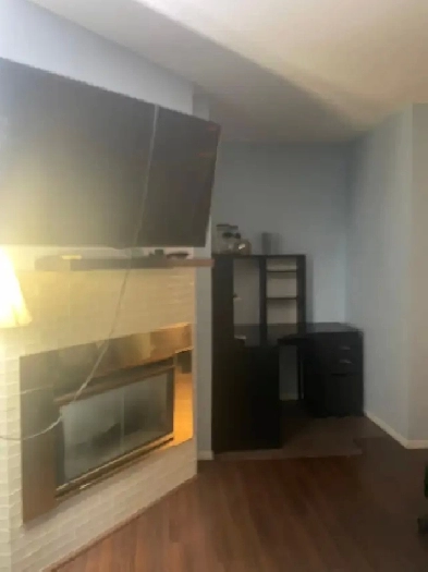 A room is available for rent in Edgmont, NW Calgary Image# 2