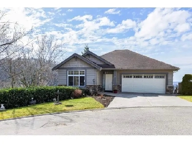 Executive Home in Highlands - East Abbotsford (3490 sft) Image# 1