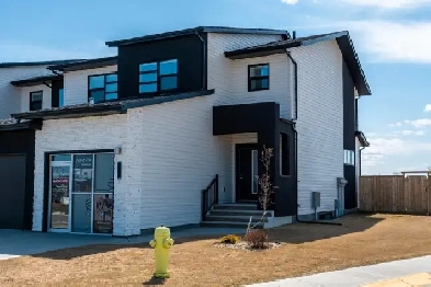 3 Bed, 2.5 Bath Townhouse for Rent in Blackfalds Image# 1