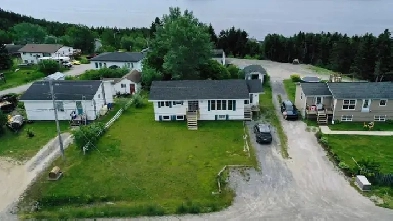 Opportunity Awaits in Meadows – Bay Views & Big Potential! Image# 1