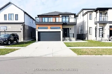 Exceptional 5-bedroom, 5-bathroom detached home! Image# 1