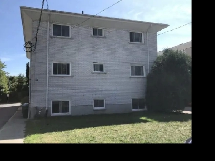 South side of Princess 2 bedroom apartment in quiet clean and se Image# 7