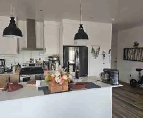condo à louer Image# 2