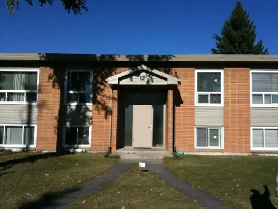 ONE BED APT CLOSE TO UNIVERSITY OF CALGARY Image# 2