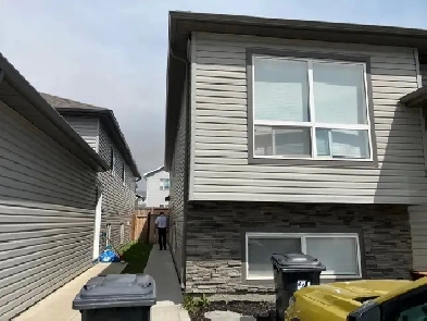 2 Bed 1 Bath basement duplex Image# 3