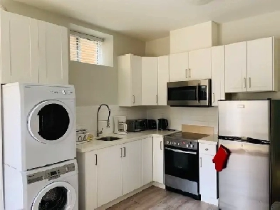 3 bedrooms Vancouver house to rent, all included with furniture Image# 4