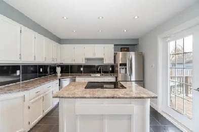 Spacious 3-Bedroom - Upper-Level Home for Rent – Bolton Image# 11