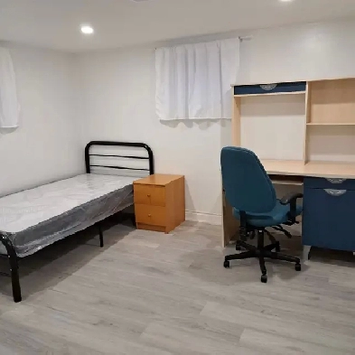 Bachelor Rooms for Rent Basement Floor Scarborough Image# 4