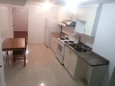 1 Bedroom, 1 Bathroom, 1 Kitchen Basement for rent at Markham rd Image# 2