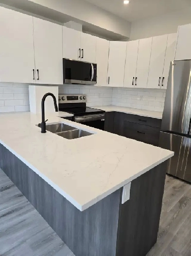 NEW BUILT - Blackfalds Pinnacle Close Image# 1