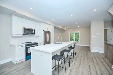 Townhouse for rent 3 bedrooms and 2.5 bathrooms in St Catharines Image# 9