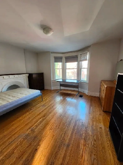 Great space in Seaton Village, near UofT Image# 5