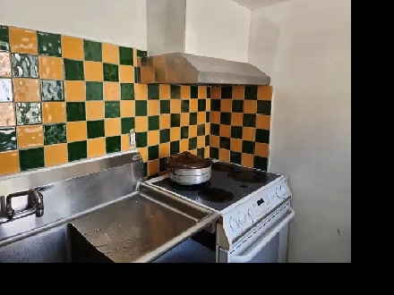 Très belle chambre semi autonome à louer Image# 4