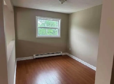 2 BEDROOM FLAT 5 APPLIANCES AVAILABLE AUGUST 1 Image# 1