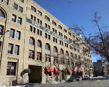 Stylish 1-Bedroom Apartment in the Exchange District Image# 1