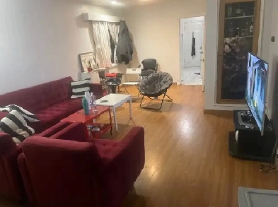 private room for rent - in the middle of Vancouver Image# 7