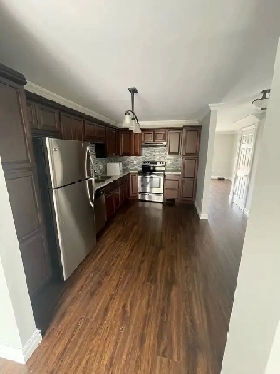 3 Bedroom 2 Bath - Fairview Image# 1