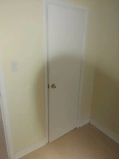 Room for rent 500 include everything Image# 5