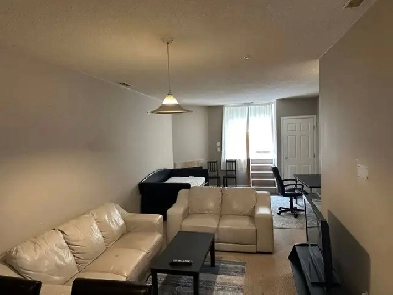 Available Now, Furnished, 1 Bd, Downtown, AC, U/G Parking Image# 1