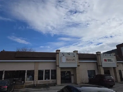 Commercial property for sale ROSEMERE prop. commercial a vendre Image# 1