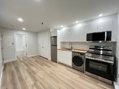 1 Bed 1 Bath Apartment Image# 1