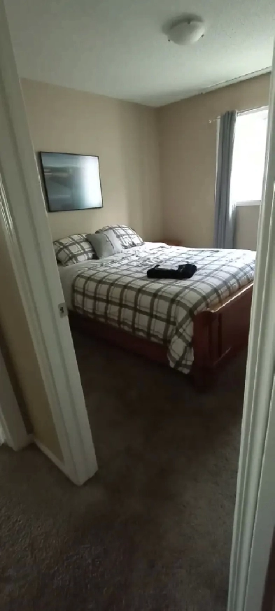 Kincora NW 1 Bdrm in Shared home Move in ready MALE only Image# 1