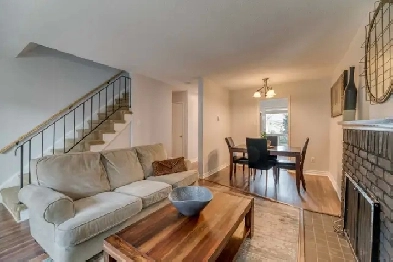 Rent 4 Bedroom House Sarnia  Furnished  Ac Cleaning September 1 Image# 8