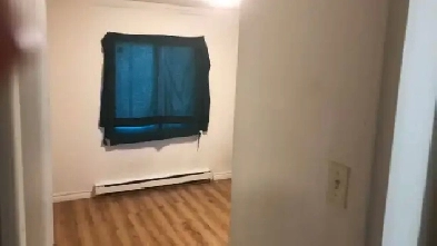 Apartment for rent for full time worker that shows proof of work Image# 4