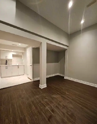 Newly Renovated - Studio Basement Image# 1