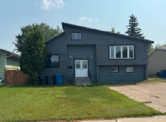 NEW LISTING 1482 - 110th St | N. Battleford SK013267 Image# 6